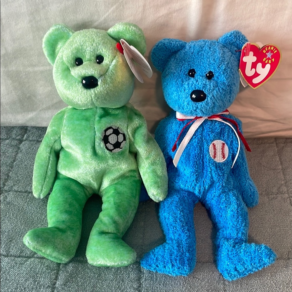 Ty Beanie Babies Sporty Duo - Kicks & Addison
